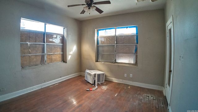 252 Natalen, San Antonio, TX 78209