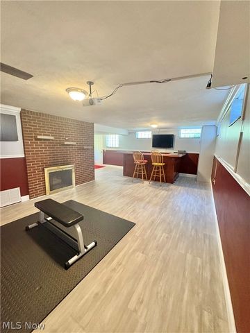 1407 W Valentine Circle NW, Canton, OH 44708