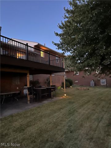 1407 W Valentine Circle NW, Canton, OH 44708