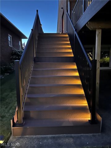 1407 W Valentine Circle NW, Canton, OH 44708
