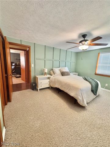 1407 W Valentine Circle NW, Canton, OH 44708