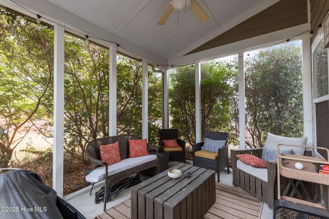 725 Legacy Lakes Way, Aberdeen, NC 28315