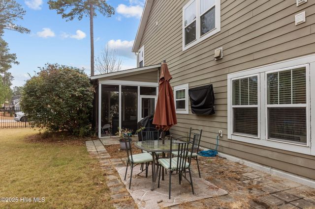 725 Legacy Lakes Way, Aberdeen, NC 28315