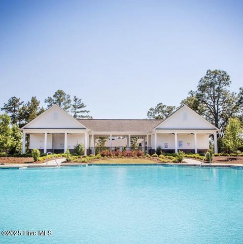 725 Legacy Lakes Way, Aberdeen, NC 28315