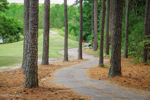 725 Legacy Lakes Way, Aberdeen, NC 28315