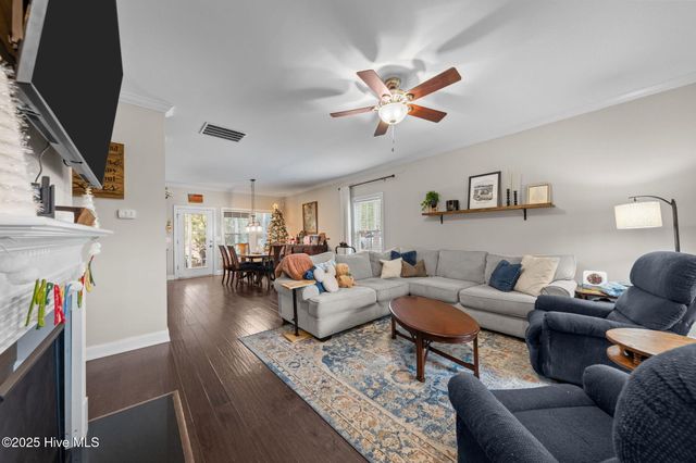 725 Legacy Lakes Way, Aberdeen, NC 28315