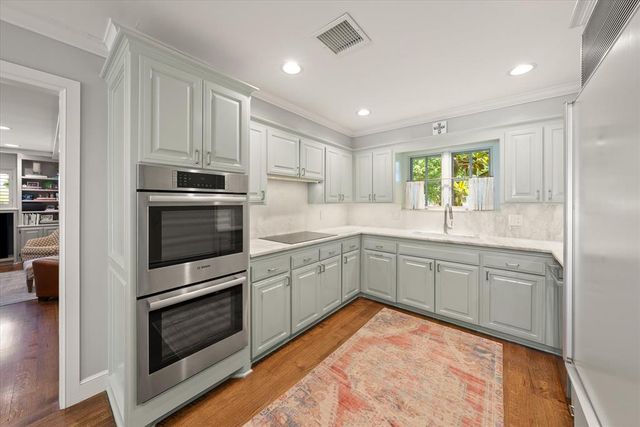 1401 Glenbrook Drive, Oklahoma City, OK 73118