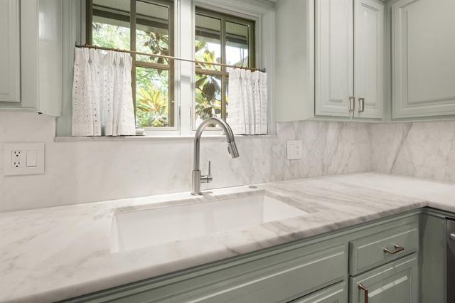1401 Glenbrook Drive, Oklahoma City, OK 73118