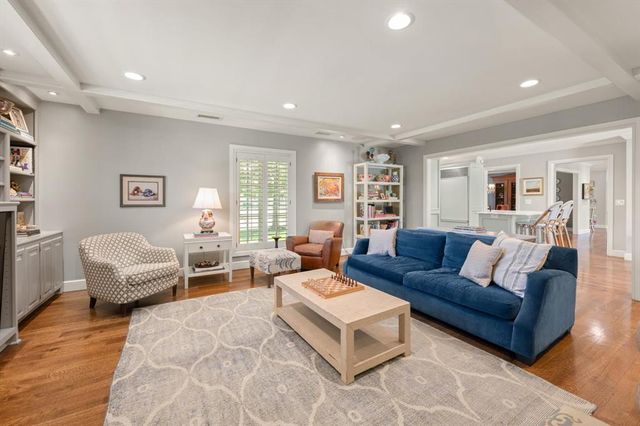 1401 Glenbrook Drive, Oklahoma City, OK 73118