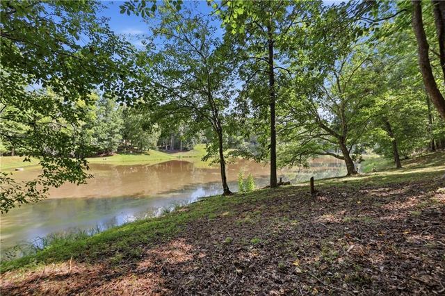 327 Kissimmee Trail, Cornelia, GA 30531