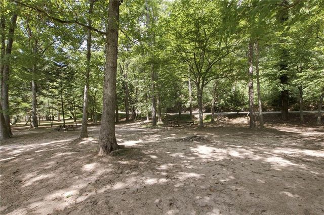 327 Kissimmee Trail, Cornelia, GA 30531