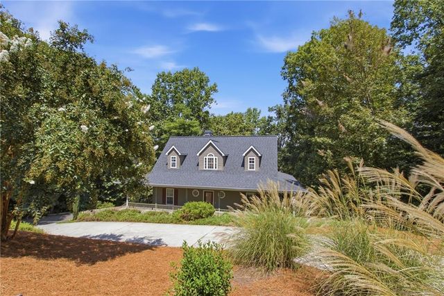 327 Kissimmee Trail, Cornelia, GA 30531