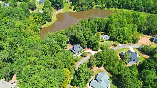 327 Kissimmee Trail, Cornelia, GA 30531