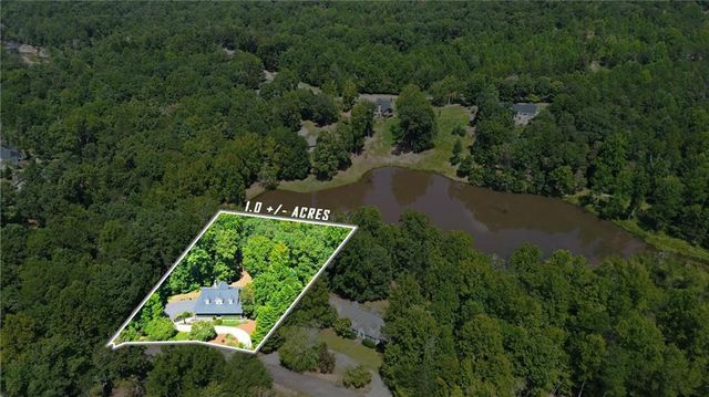 327 Kissimmee Trail, Cornelia, GA 30531
