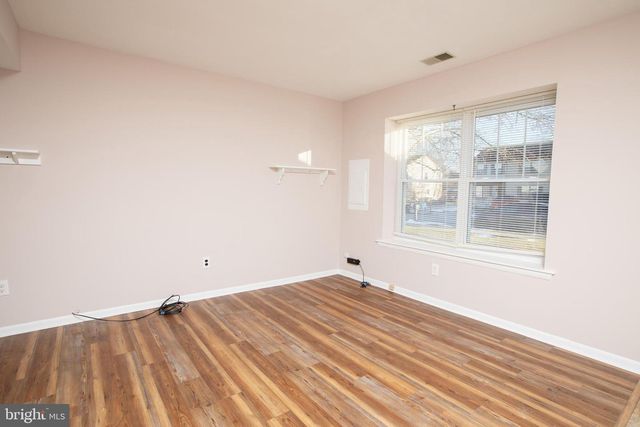 225 CEDAR DR, Quakertown, PA 18951