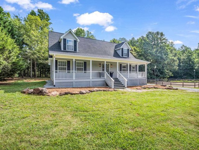 271 Collinsville Road, Columbus, NC 28722
