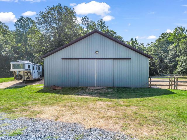 271 Collinsville Road, Columbus, NC 28722