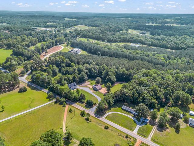 271 Collinsville Road, Columbus, NC 28722