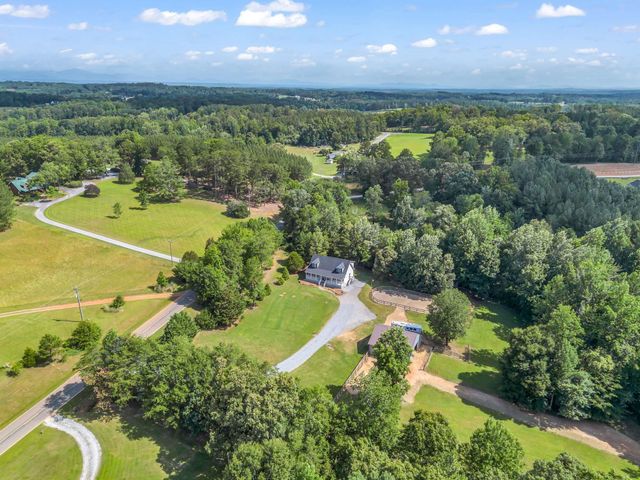 271 Collinsville Road, Columbus, NC 28722
