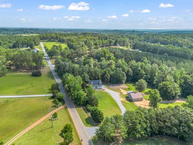 271 Collinsville Road, Columbus, NC 28722