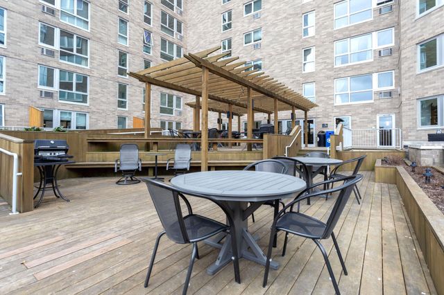 433 S 7th Street 1822, Minneapolis, MN 55415