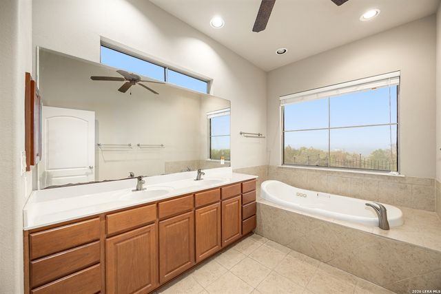 217 High Point Cir, Spring Branch, TX 78070