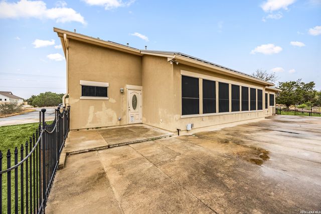 217 High Point Cir, Spring Branch, TX 78070