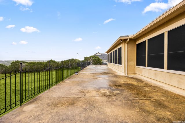 217 High Point Cir, Spring Branch, TX 78070