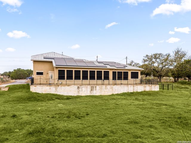 217 High Point Cir, Spring Branch, TX 78070