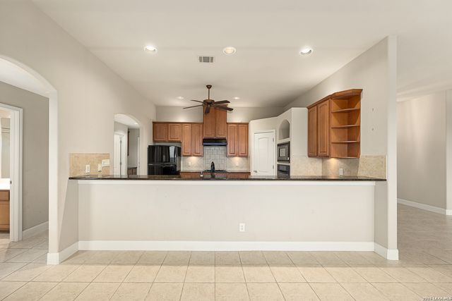 217 High Point Cir, Spring Branch, TX 78070