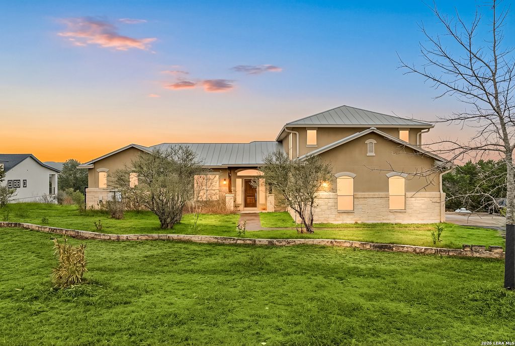 217 High Point Cir, Spring Branch, TX 78070