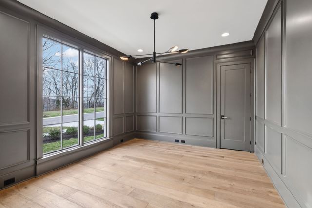 8517 Blanton Ct, College Grove, TN 37046