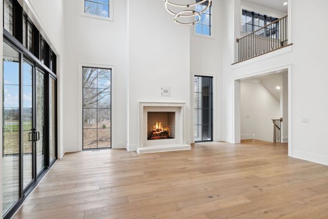 8517 Blanton Ct, College Grove, TN 37046