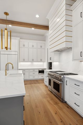 8517 Blanton Ct, College Grove, TN 37046