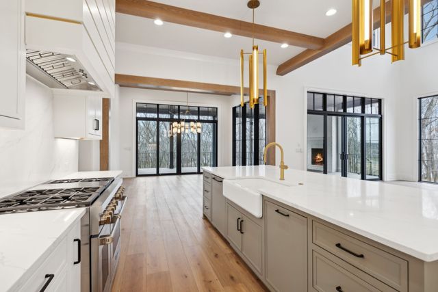 8517 Blanton Ct, College Grove, TN 37046