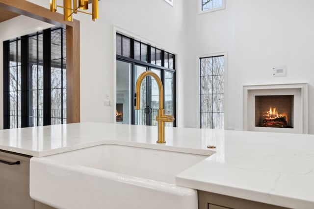 8517 Blanton Ct, College Grove, TN 37046