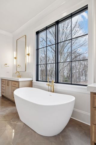 8517 Blanton Ct, College Grove, TN 37046