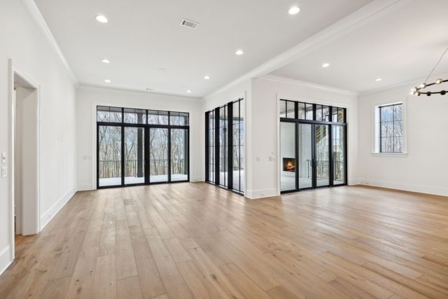 8517 Blanton Ct, College Grove, TN 37046