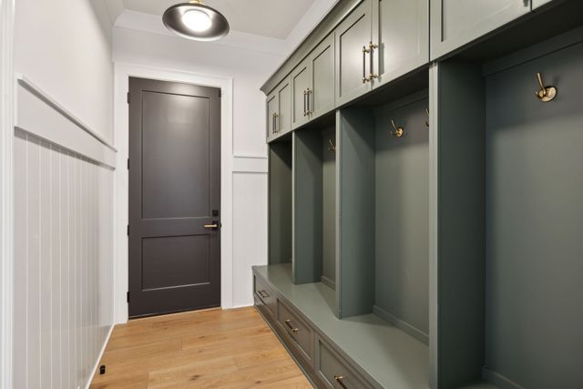 8517 Blanton Ct, College Grove, TN 37046