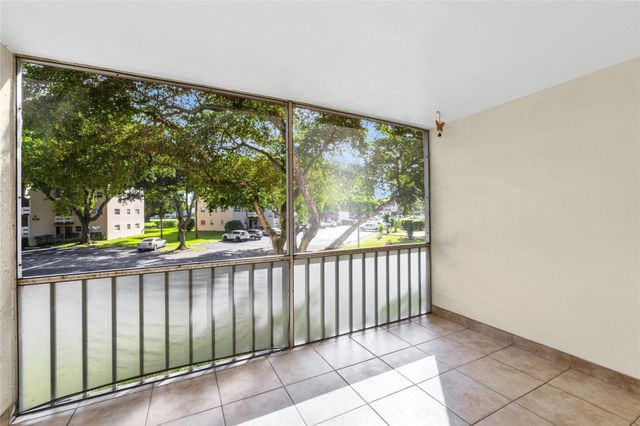 1015 Country Club Drive 203, Margate, FL 33063