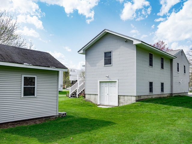 782 Falls Road, Shelburne, VT 05482