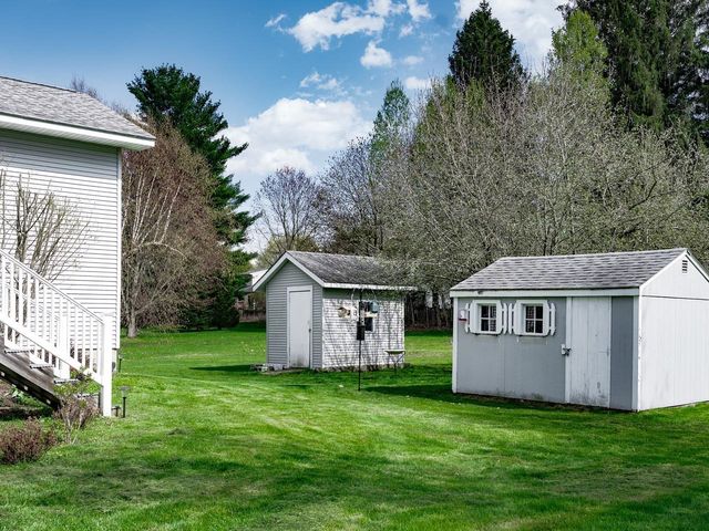 782 Falls Road, Shelburne, VT 05482