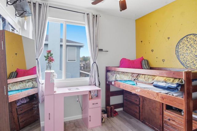 323 Nutcrest Ct, Oakdale, CA 95361