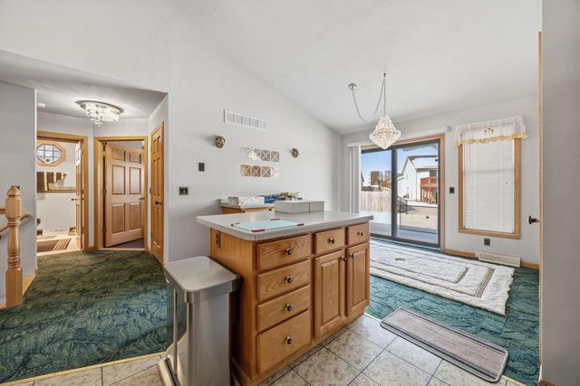 2821 Carrousel Lane, Janesville, WI 53545