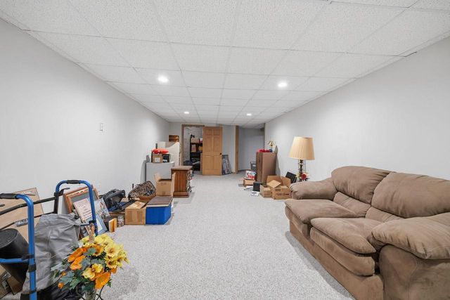 2821 Carrousel Lane, Janesville, WI 53545