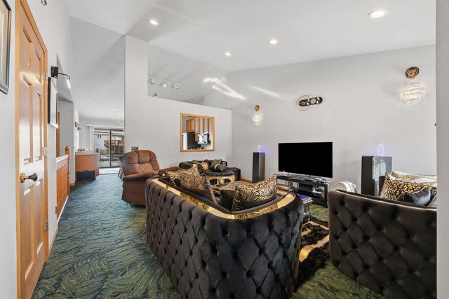 2821 Carrousel Lane, Janesville, WI 53545