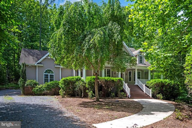 909 EASTOVER PKWY, Locust Grove, VA 22508