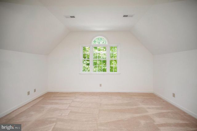 909 EASTOVER PKWY, Locust Grove, VA 22508