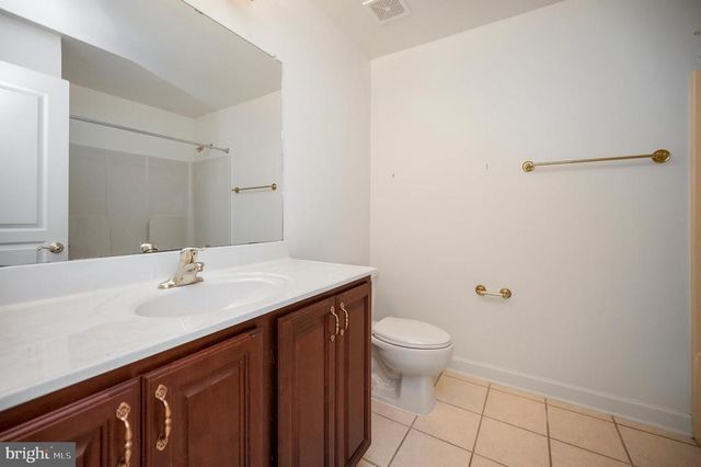 909 EASTOVER PKWY, Locust Grove, VA 22508