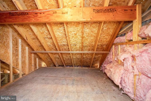 909 EASTOVER PKWY, Locust Grove, VA 22508
